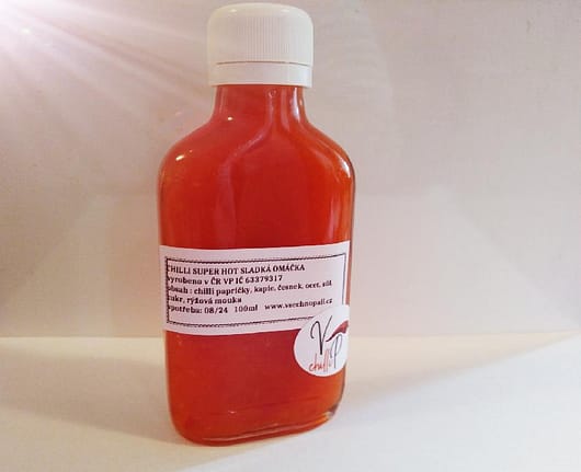 CHILLI  HOT CHILLI OMÁČKA 100 ml